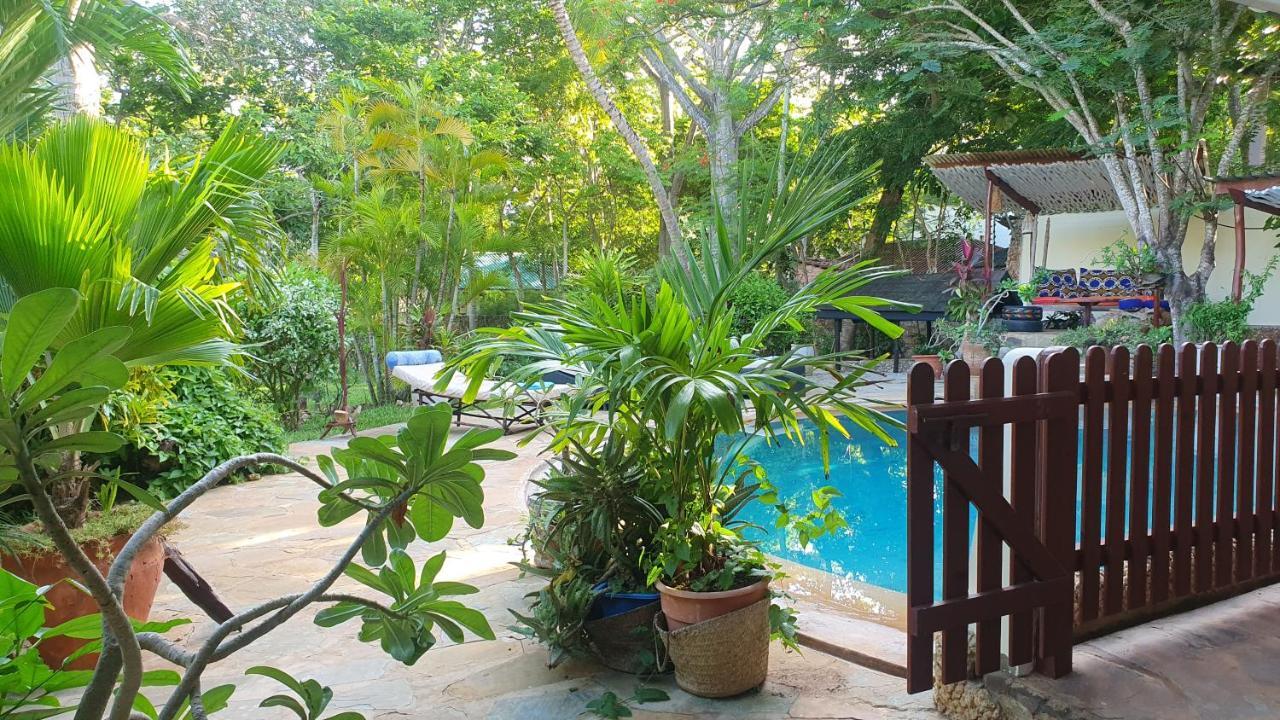 Bed and Breakfast Mami Wata House Kwale Екстер'єр фото