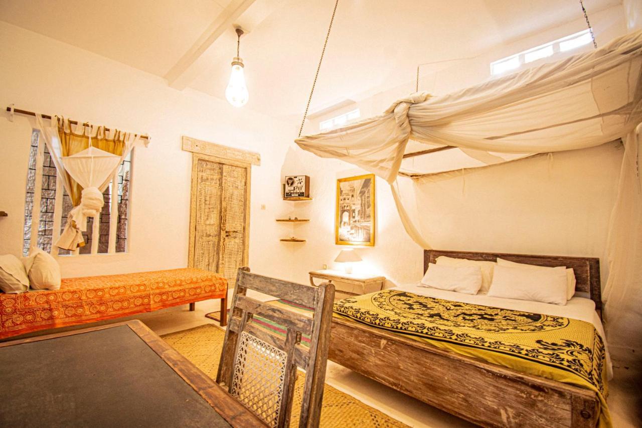 Bed and Breakfast Mami Wata House Kwale Екстер'єр фото