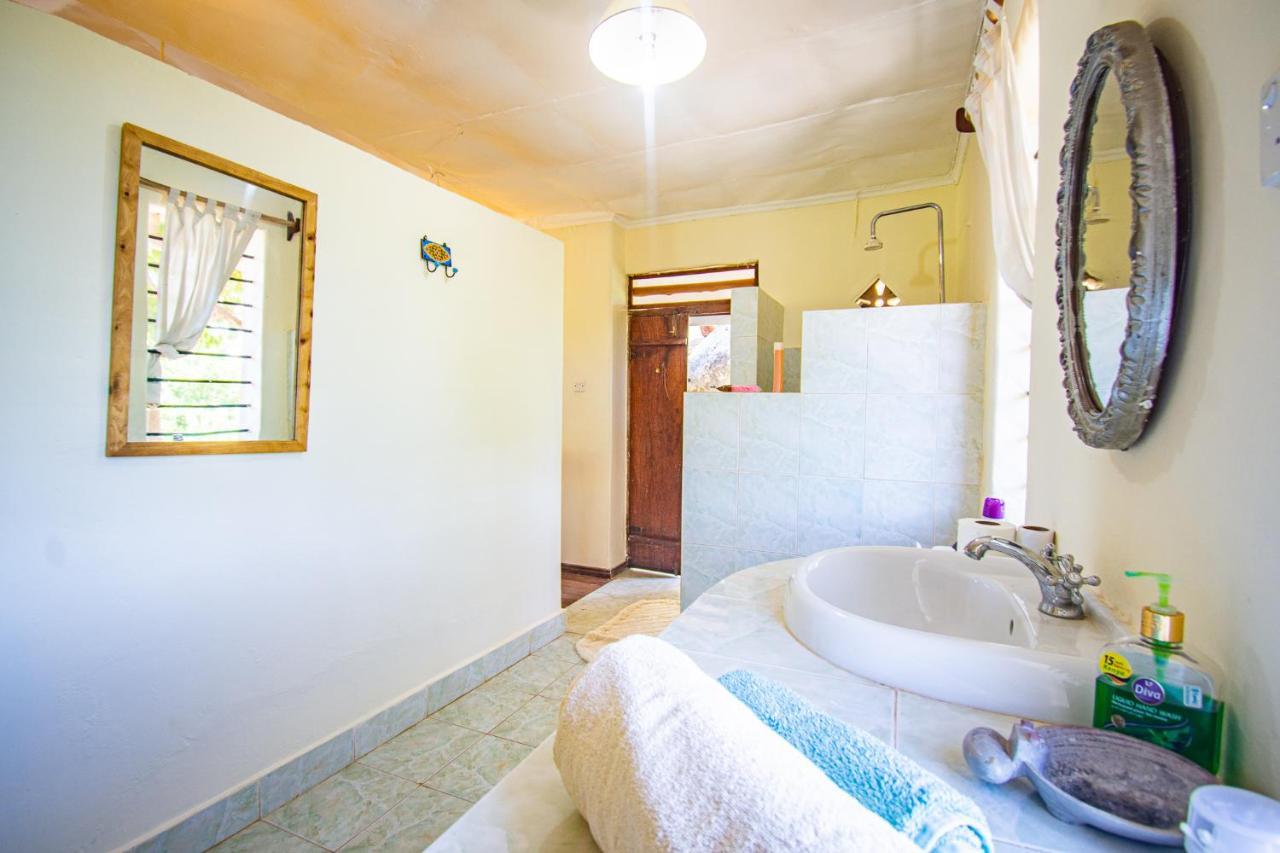 Bed and Breakfast Mami Wata House Kwale Екстер'єр фото