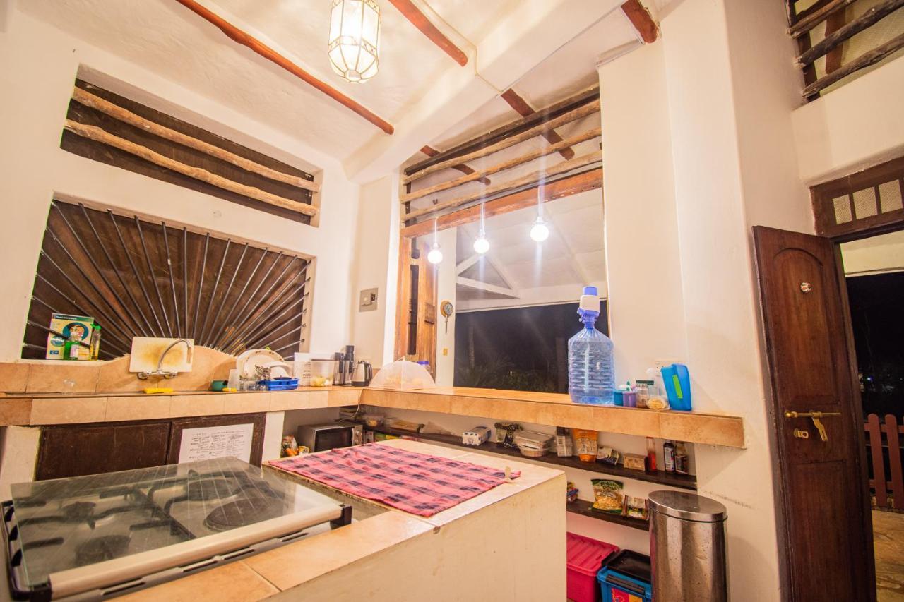 Bed and Breakfast Mami Wata House Kwale Екстер'єр фото