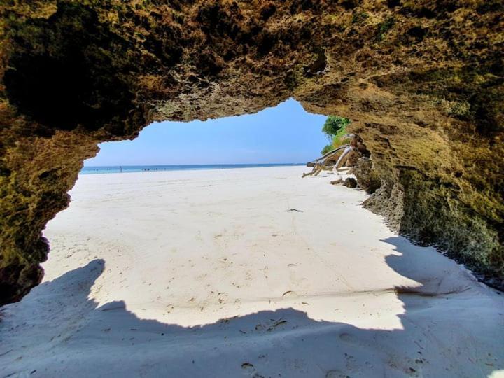 Bed and Breakfast Mami Wata House Kwale Екстер'єр фото